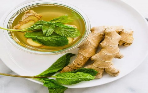 5 công thức nước detox giúp da đẹp, dáng thon